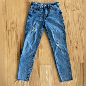 Women’s High Rise Straight Jeans
